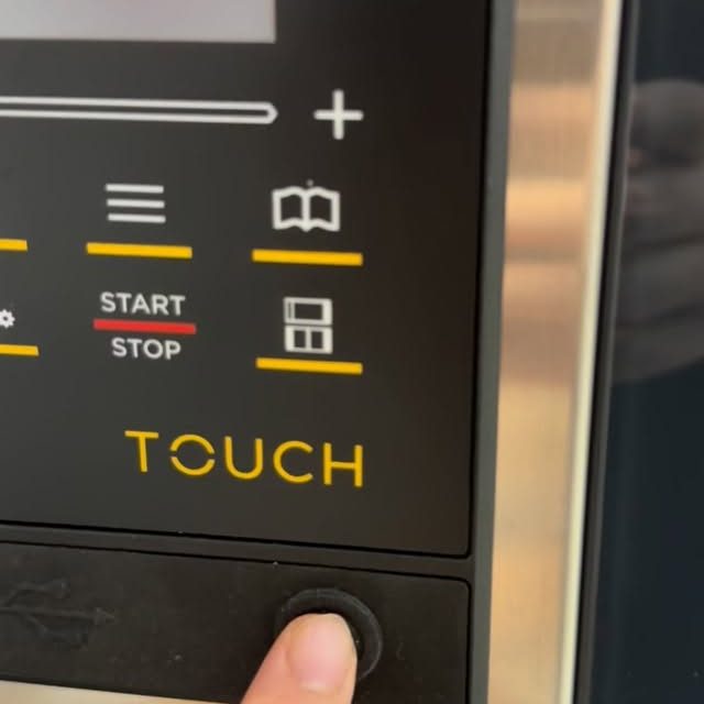 🔥 Setting up the all-new UNOX BAKERLUX Shop.Pro Touch — where precision meets performance. 

From consistent baking results to effortless touchscreen control, this oven is built for serious kitchens that demand speed, quality and reliability. 

💫 Even baking; every tray 
💫 Smart programmable settings 
💫 Faster turnaround, higher output 

Whether you are running a bakery or scaling your production, this is the upgrade that works as hard as you do. 

👉🏼 Ready to elevate your baking game? DM us today.

#Unox #essentialsmy #onlinestore #malaysia #baking