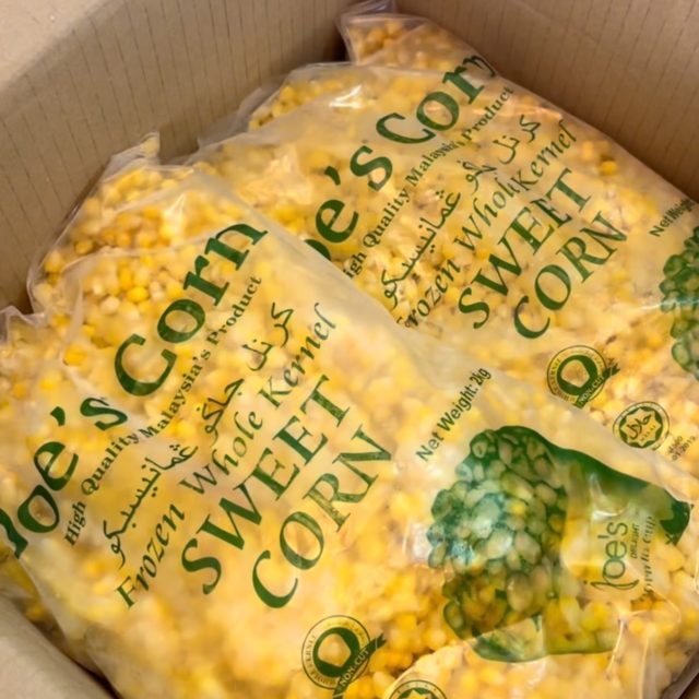 Okay… who started the Frozen Corn Kernel trend? 🌽😂

Orders keep coming in and honestly…
WE NEED TO KNOW. 👀

What’s cooking, guys?

#EssentialsMY #FrozenCornKernels